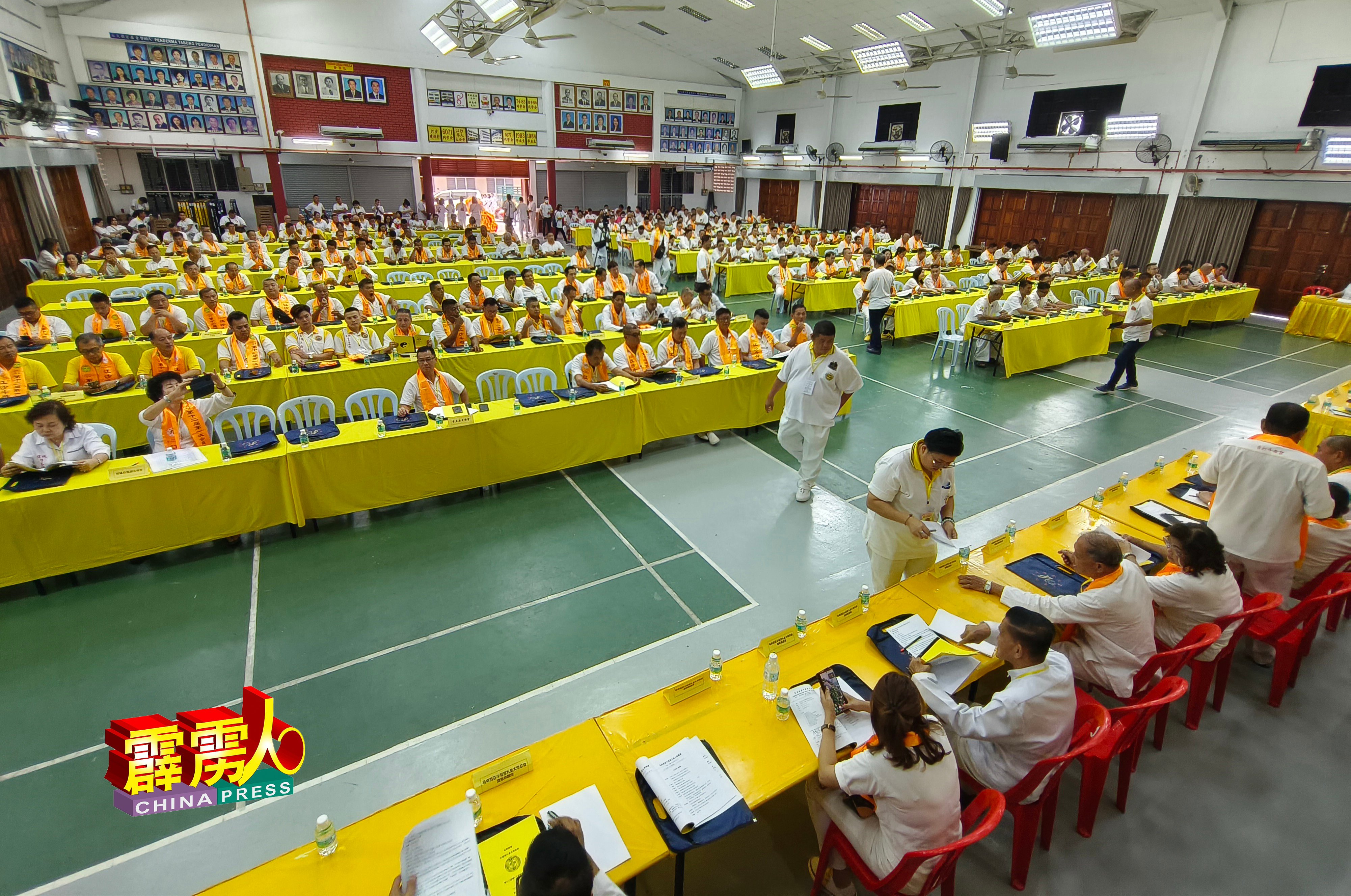 “马来西亚斗母宫九皇大帝总会第12届第一次全国代表大会”，于星期天在江沙崇华华中礼堂举行。