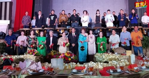 崔慈恩：人民支持可更强大 团结政府   走向开明