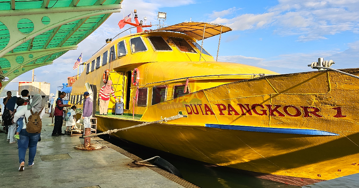 邦咯岛渡轮公司配合邦咯海岛节及默哈穆德诞辰公假，各在红土坎码头和玛丽娜名胜岛码头，各增加5趟邦咯岛的渡轮班次。