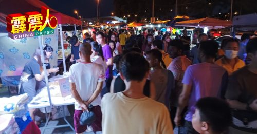 怡大型新夜市热闹不减  3000人  湖畔  逛逛乐
