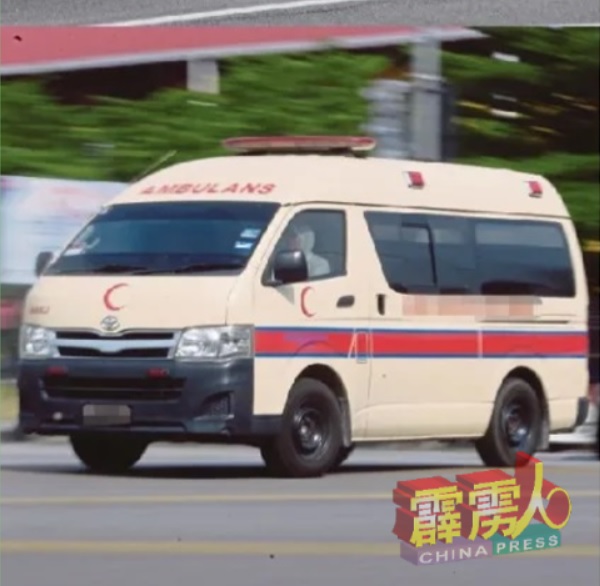 卫生部将从明年开始，分阶段采购590辆救护车，而霹雳州将获分配52辆新的救护车。 （示意图）