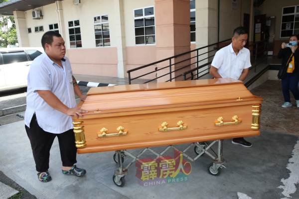 死者李秀莲遗体将于周日（7日）举殡。