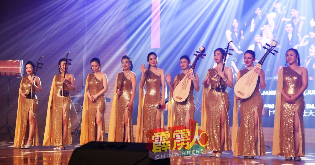 紫凤女子乐团于2005年成立，此次来马演出共有9名成员，借此把中国乐器扬名海外。