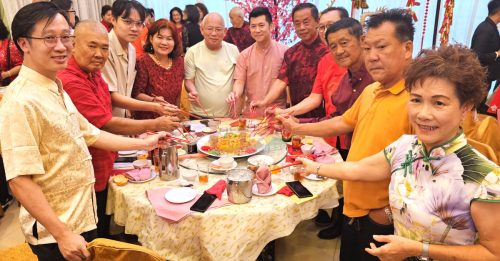 黄天荣：10种美食列国家遗产 证明政府开明执政