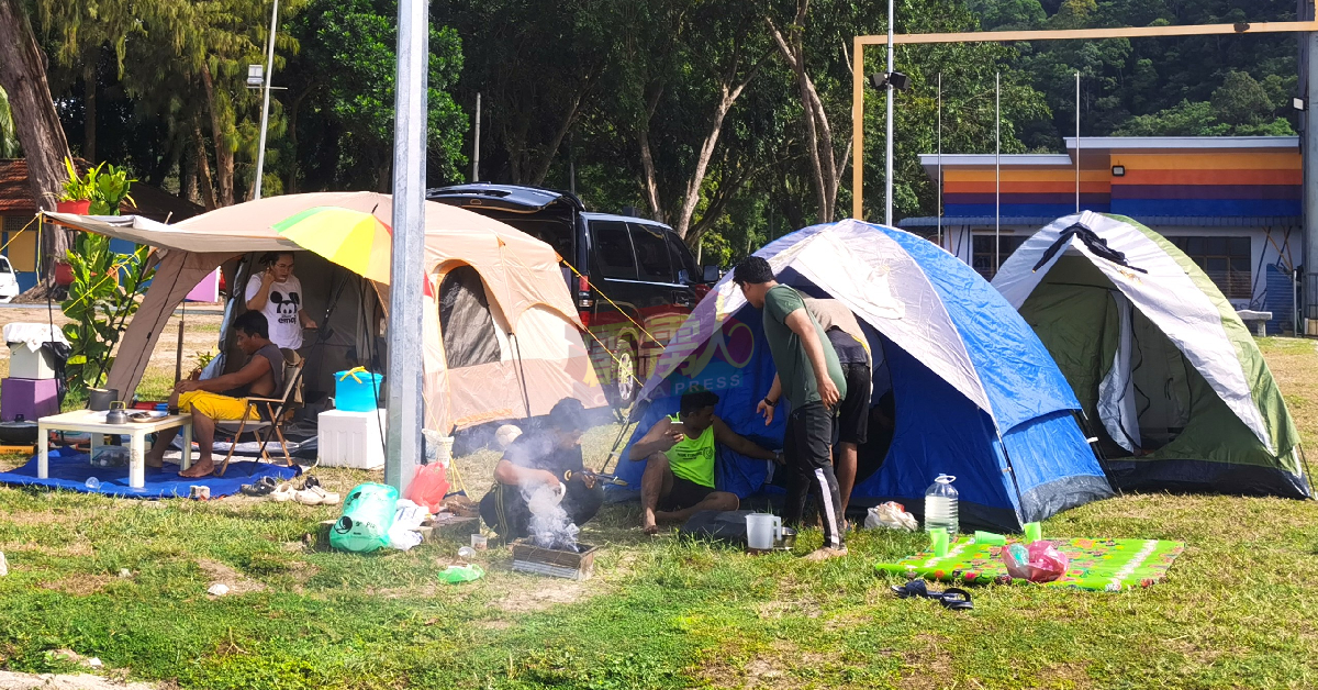 直落峇迪海滩露营特区基设便利，是许多露营爱好者首选的露营地。
