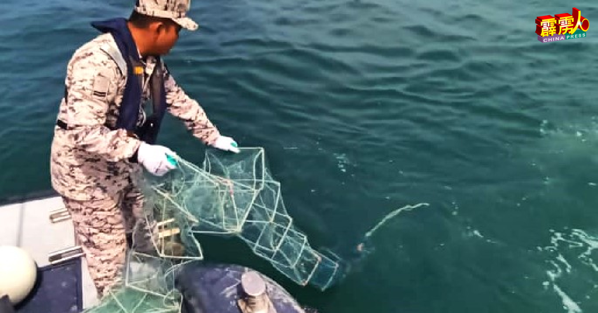 霹雳州海事执法机构在金龟岛西南方约1.9海里处，起获市价约2000令吉的筌笼。