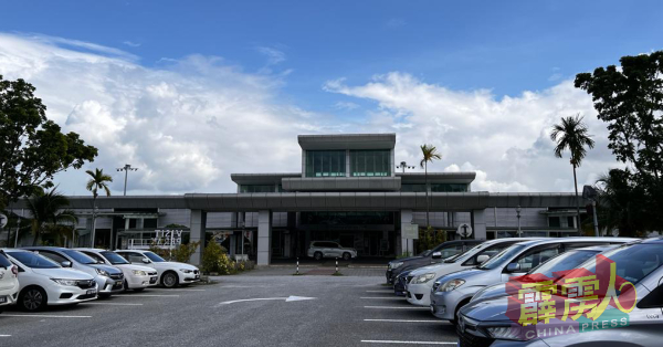 大马机场控股公司原则上同意，耗费6000万令吉用于扩建享有全国最安全机场之一的怡保飞机场。（档案照）