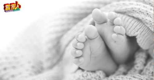 7个月大女婴尸 被埋在水泥地下