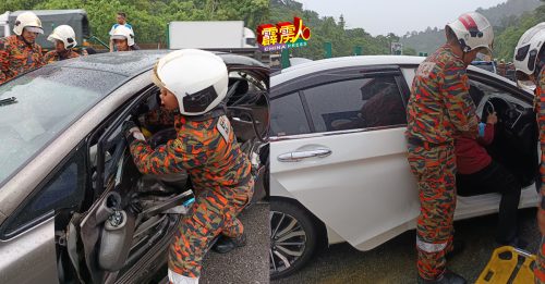 2车雨中迎面撞  警员护士受伤