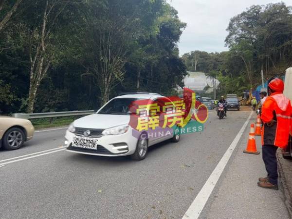 涉及路段已可双向通车。（何子扬面子书）