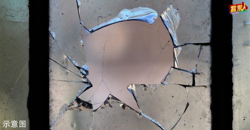 私闯村屋寻人不果   5男砸窗破车镜洩愤