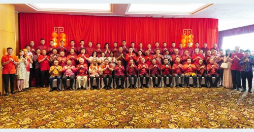 巫裔出席农历新年活动被炒作 安华反问：有问题吗？