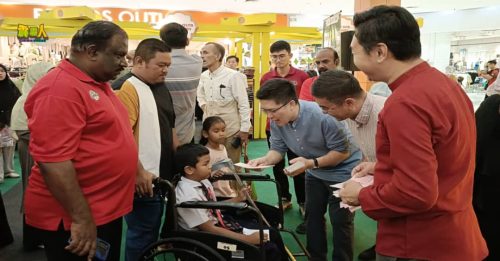 只有教育能改变人生  黄家和： 希望孩子努力读书