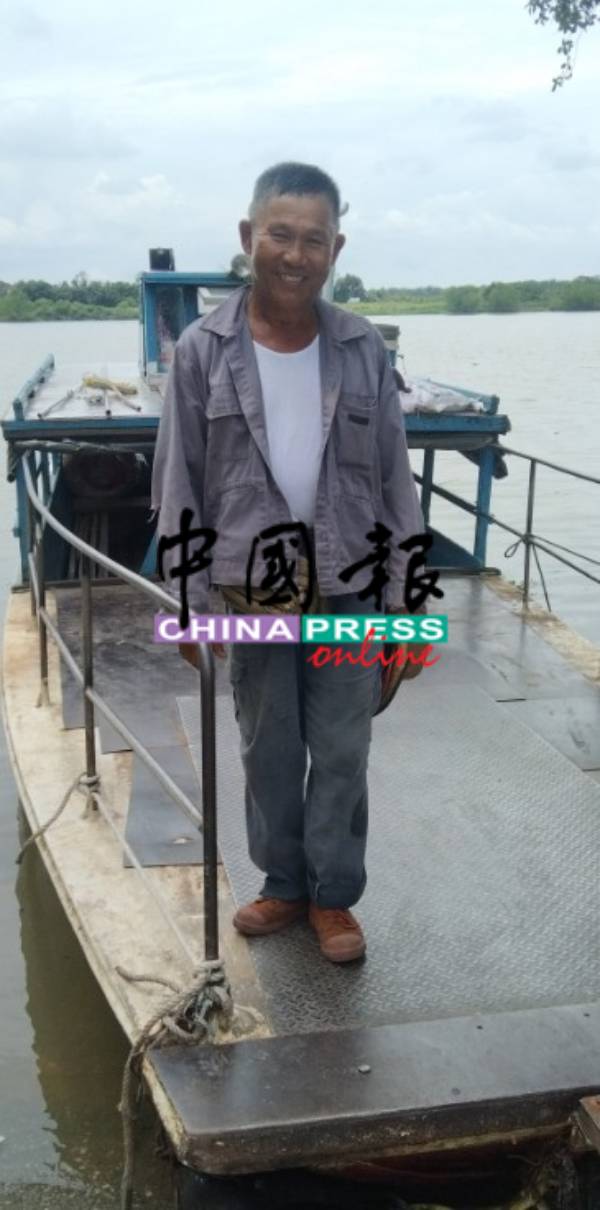 孪生哥哥林南发手术后静养中，一号码头摆渡服务目前由弟弟林南成一人撑起。