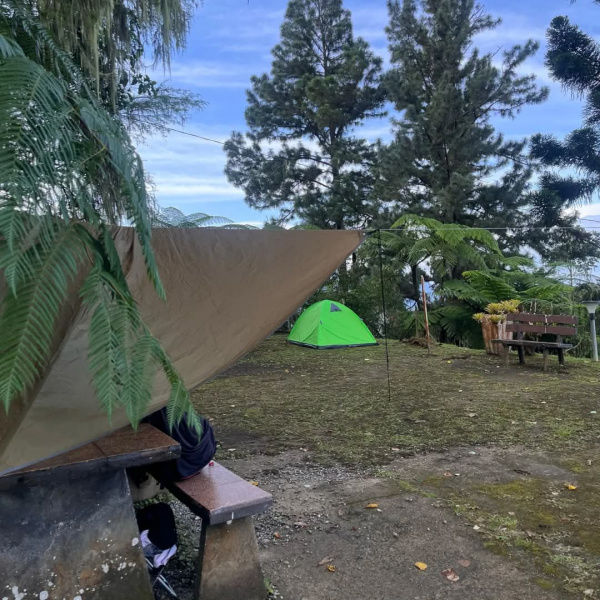 拉律山上新打造的户外露营地,极适合喜爱露营者。