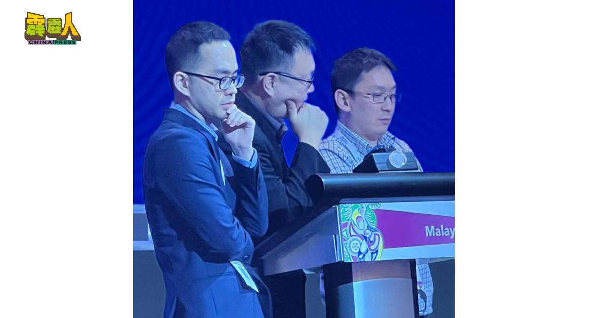怡保苏丹后拜浓医院的心脏病学培训专科团队,在新加坡举行的第36届美国心脏病学会国际FIT Jeopardy竞赛中,赢得冠军。