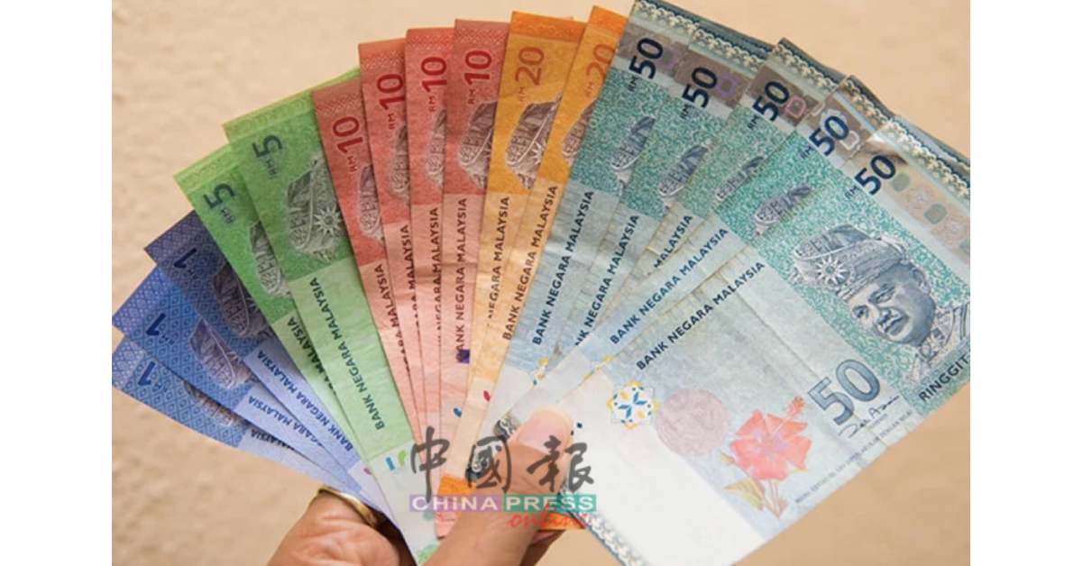 外籍中年男女假借未曾见过我国钞票的各种面额为由,在打开事主钱包内各种面额纸钞后,伺机偷走钱包内的数张现钞。
