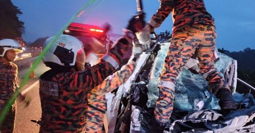 清晨太平载海鲜到怡保 2华青遇祸 夹毙车内
