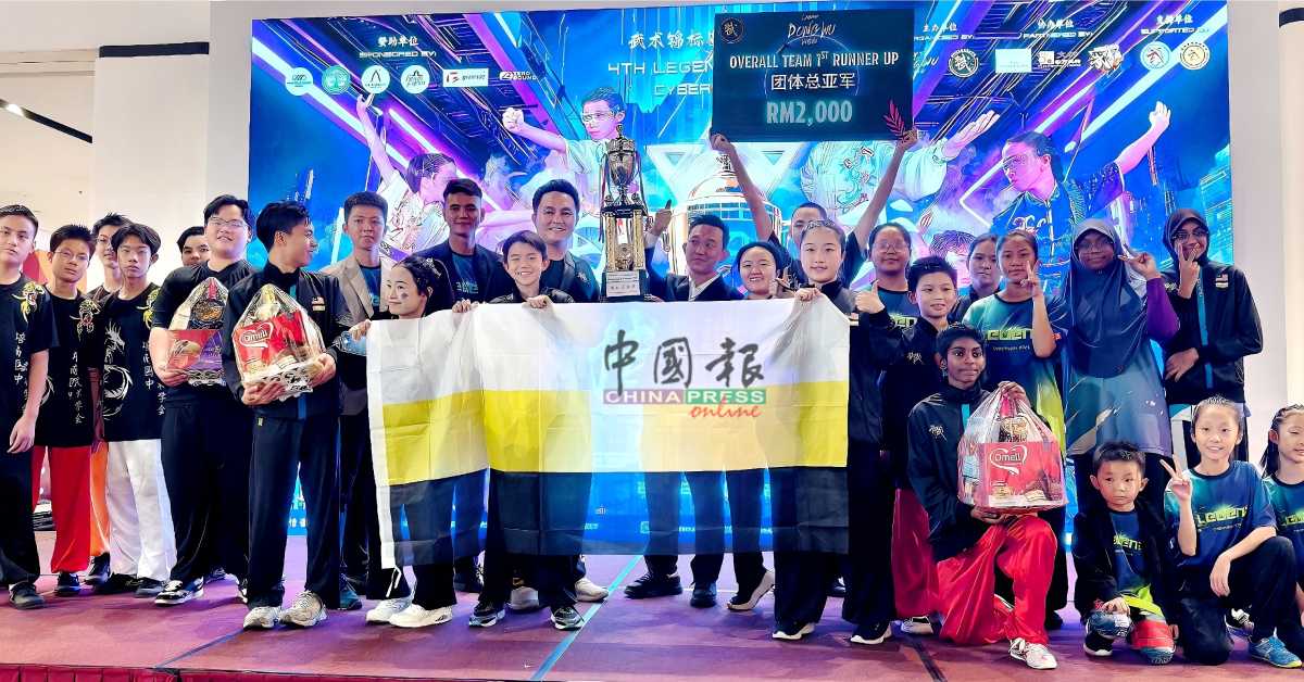 御学苑武术会凭着99金50银27铜荣获赛会全场最佳团体总亚军。