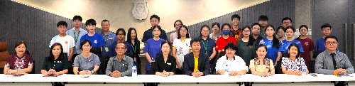 曼绒南华独中推社会责任行动计划  与8所华小签合作备忘录