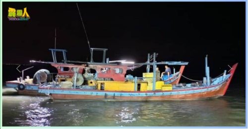 两渔船违规作业  遭海事执法机构扣查