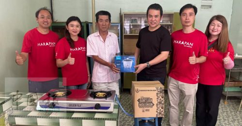 送独居老人粮食炊具  自己煮 吃饱饱